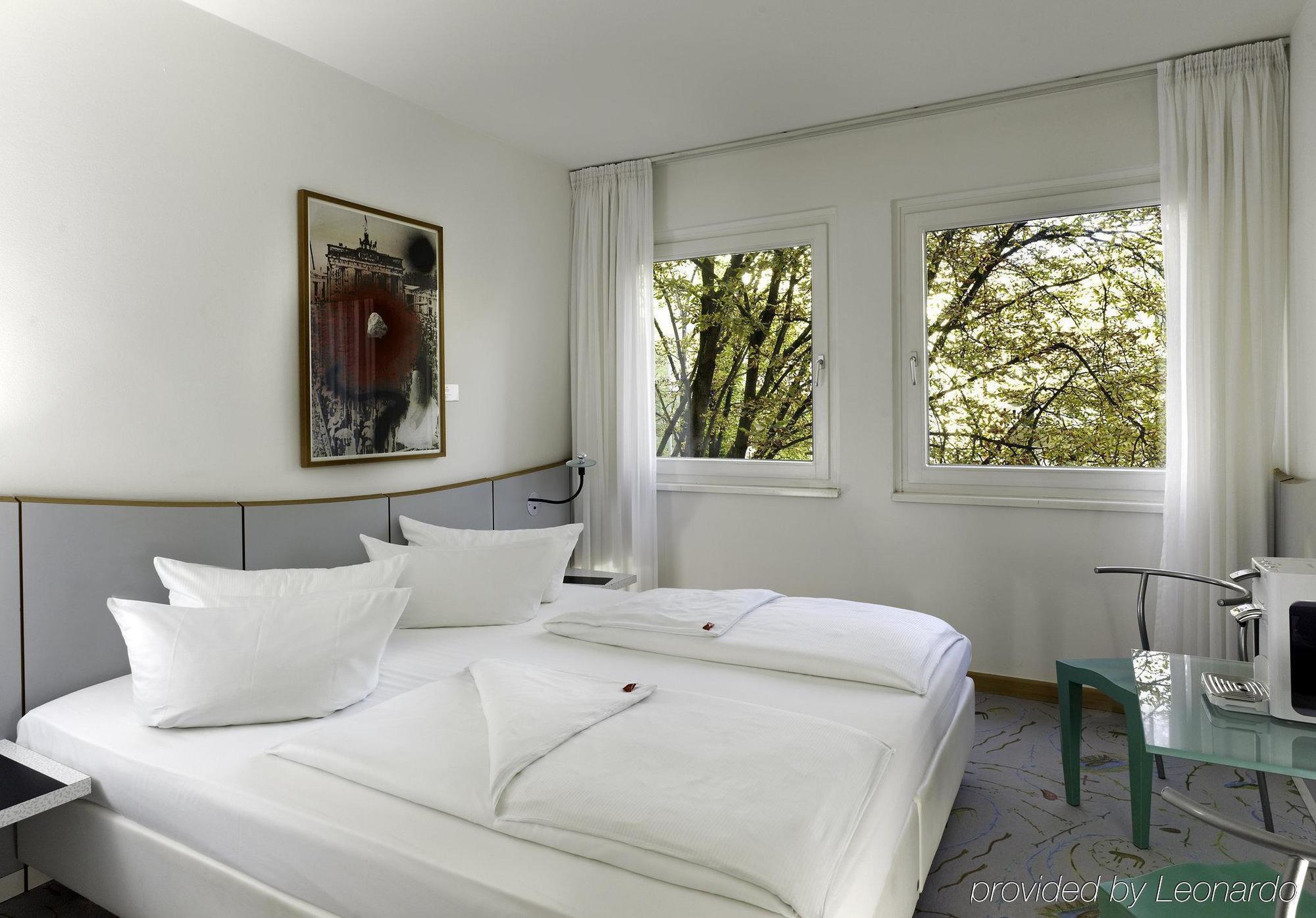 Radisson Red Kudamm Berlim